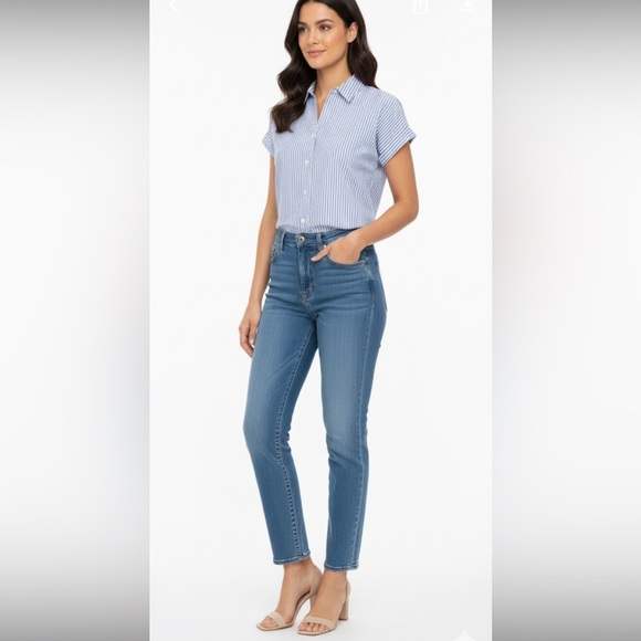 Jones NY size medium blue striped preppy top - Picture 2 of 7